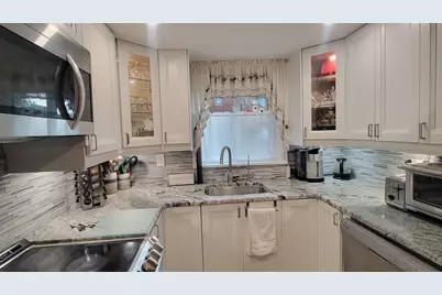 7012 98th Street #1A, Chicago Ridge, IL 60415 - Photo 9