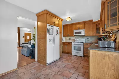 805 Addleman Street, Joliet, IL 60431 - Photo 7