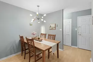 906 W Alleghany Dr, Arlington Heights, IL 60004 - Photo 7