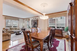 [Address not provided], Gurnee, IL 60031 - Photo 9