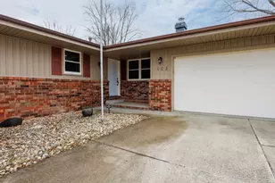 103 Cheltenham Dr, Normal, IL 61761 - Photo 3