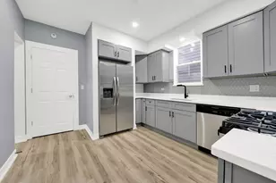 4409 S Rockwell St, Chicago, IL 60632 - Photo 3