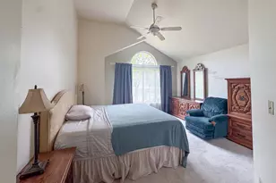 30W015 Juniper Ct, Warrenville, IL 60555 - Photo 9