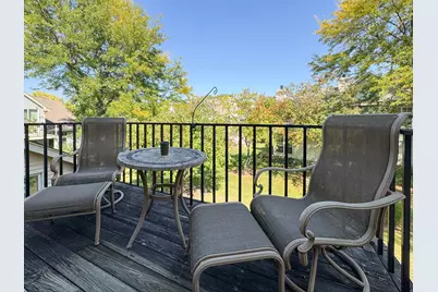 30W015 Juniper Court #30W015, Warrenville, IL 60555 - Photo 3