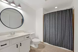 1110 W 15th St, Chicago, IL 60608 - Photo 15