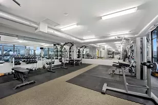 1110 W 15th St, Chicago, IL 60608 - Photo 25