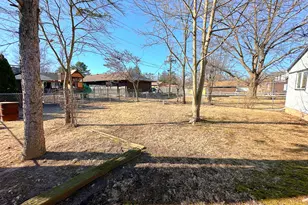 619 W Bluff St, Streator, IL 61364 - Photo 25