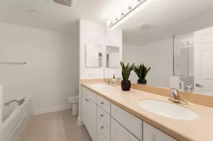 125 N Buffalo Grove Rd, Buffalo Grove, IL 60089 - Photo 9