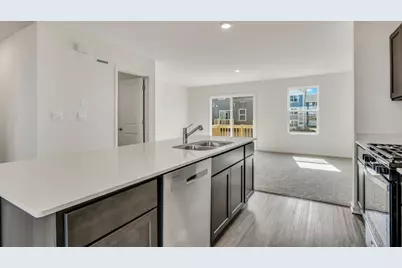 427 Lakeshore Court, Saint Charles, IL 60174 - Photo 9