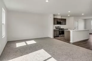 427 Lakeshore Ct, Saint Charles, IL 60174 - Photo 11