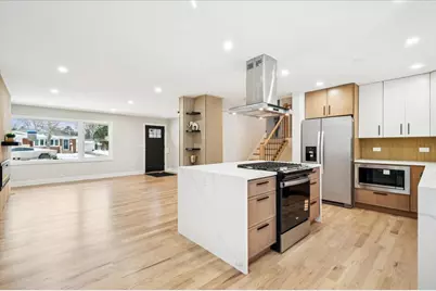 730 N Wilshire Lane, Arlington Heights, IL 60004 - Photo 3