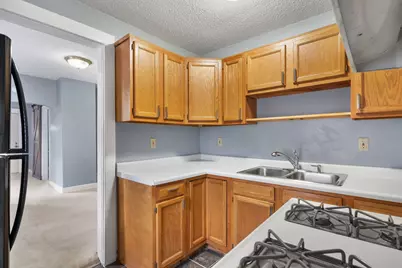 2929 14th Avenue, Rock Island, IL 61201 - Photo 13