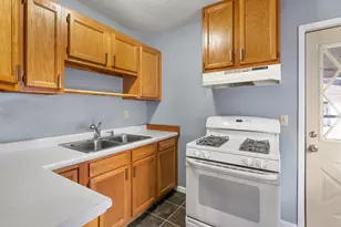 2929 14th Ave, Rock Island, IL 61201 - Photo 11