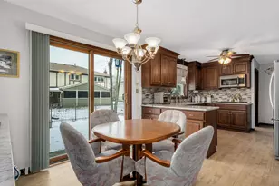 11216 85th Pl, Willow Springs, IL 60480 - Photo 11