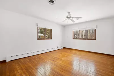 304 E Tall Trees Lane, Palatine, IL 60067 - Photo 15