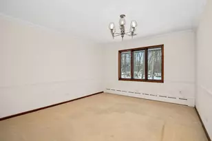 304 E Tall Trees Ln, Palatine, IL 60067 - Photo 17