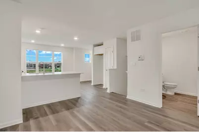 423 Lakeshore Court, Saint Charles, IL 60174 - Photo 7