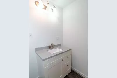 1030 N Walnut Street, Monticello, IL 61856 - Photo 23