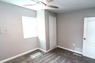 1030 N Walnut St, Monticello, IL 61856 - Photo 15