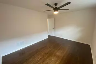 5749 W 63rd Pl, Chicago, IL 60638 - Photo 11