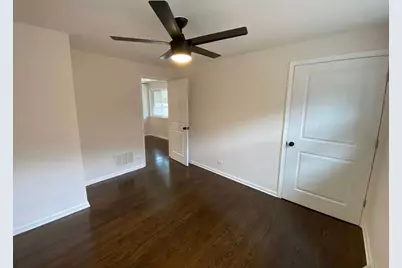 5749 W 63rd Place, Chicago, IL 60638 - Photo 13