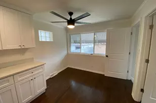 5749 W 63rd Pl, Chicago, IL 60638 - Photo 7