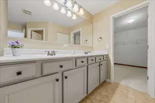 346 Copper Springs Ln, Elgin, IL 60124 - Photo 25