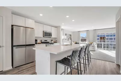 421 Lakeshore Court, Saint Charles, IL 60174 - Photo 15