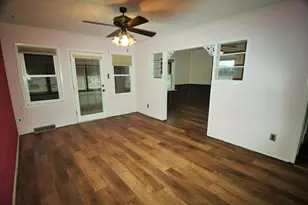 2218 3rd St, East Moline, IL 61244 - Photo 9