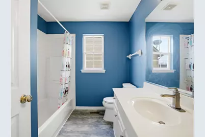 1096 Viewpoint Drive, Lake in the Hills, IL 60156 - Photo 23