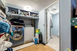 730 E Benton St, Aurora, IL 60505 - Photo 17