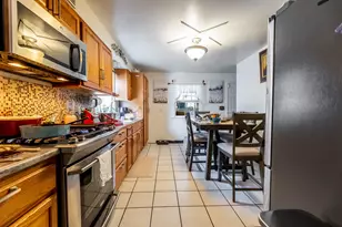 730 E Benton St, Aurora, IL 60505 - Photo 7