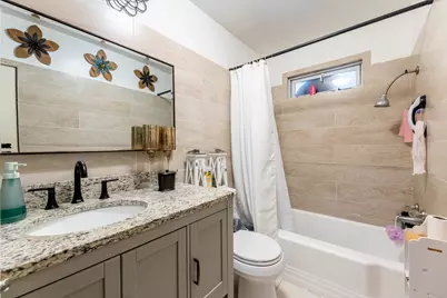 730 E Benton Street, Aurora, IL 60505 - Photo 9