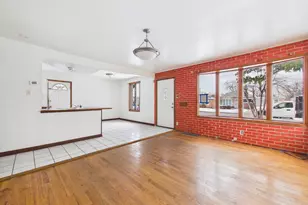 4707 W 82nd Pl, Chicago, IL 60652 - Photo 3