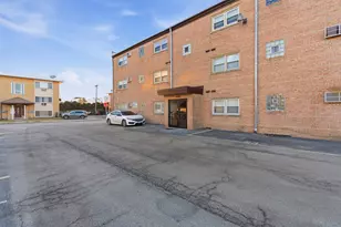 3001 N Paris Ave, River Grove, IL 60171 - Photo 29