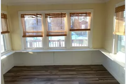 107 N Thomas Avenue, Polo, IL 61064 - Photo 7