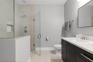 3047 N Oakley Ave, Chicago, IL 60618 - Photo 13