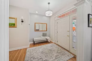 366 W Eggleston Ave, Elmhurst, IL 60126 - Photo 3