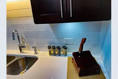 126 S La Londe Avenue #2B, Addison, IL 60101 - Photo 7