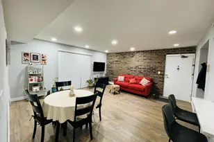 126 S La Londe Ave, Addison, IL 60101 - Photo 9