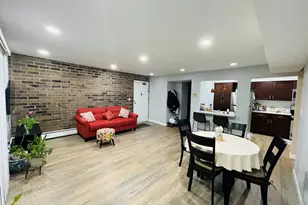 126 S La Londe Ave, Addison, IL 60101 - Photo 11