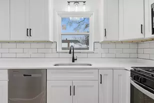 12358 S Lowe Ave, Chicago, IL 60628 - Photo 5