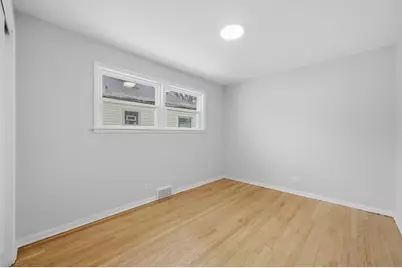 12358 S Lowe Avenue, Chicago, IL 60628 - Photo 7