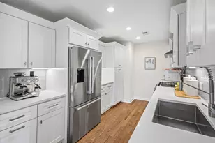 [Address not provided], Hinsdale, IL 60521 - Photo 3