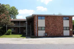 536 Schroeder Ave, Peotone, IL 60468 - Photo 1
