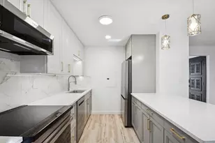 4201 N Paulina St, Chicago, IL 60613 - Photo 3