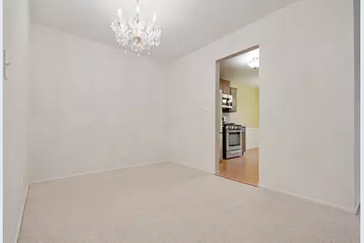 375 Pinetree Lane #D-1, Schaumburg, IL 60193 - Photo 7