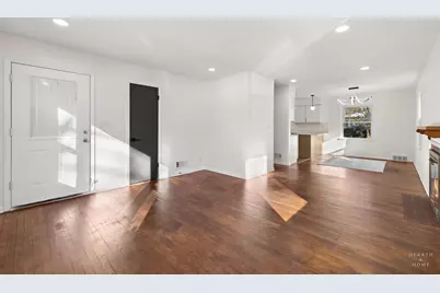 1423 Roncevalles Avenue, Rockford, IL 61107 - Photo 7