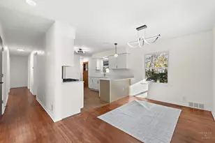 1423 Roncevalles Ave, Rockford, IL 61107 - Photo 9