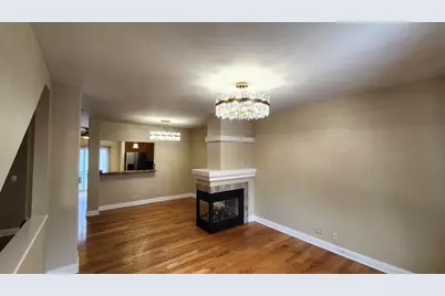 2325 Twilight Drive #2325, Aurora, IL 60503 - Photo 3